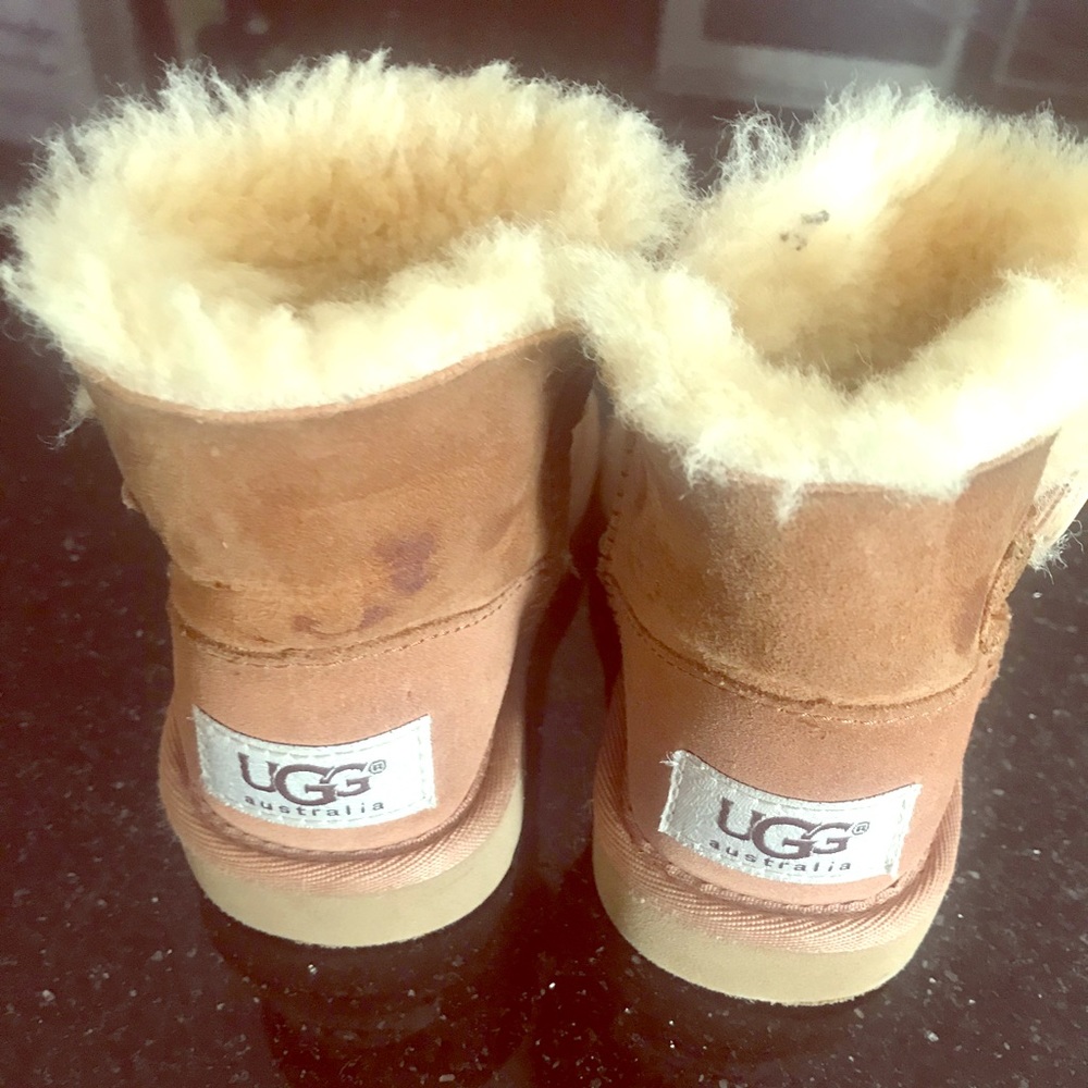 TODDLER UGG BOOTS